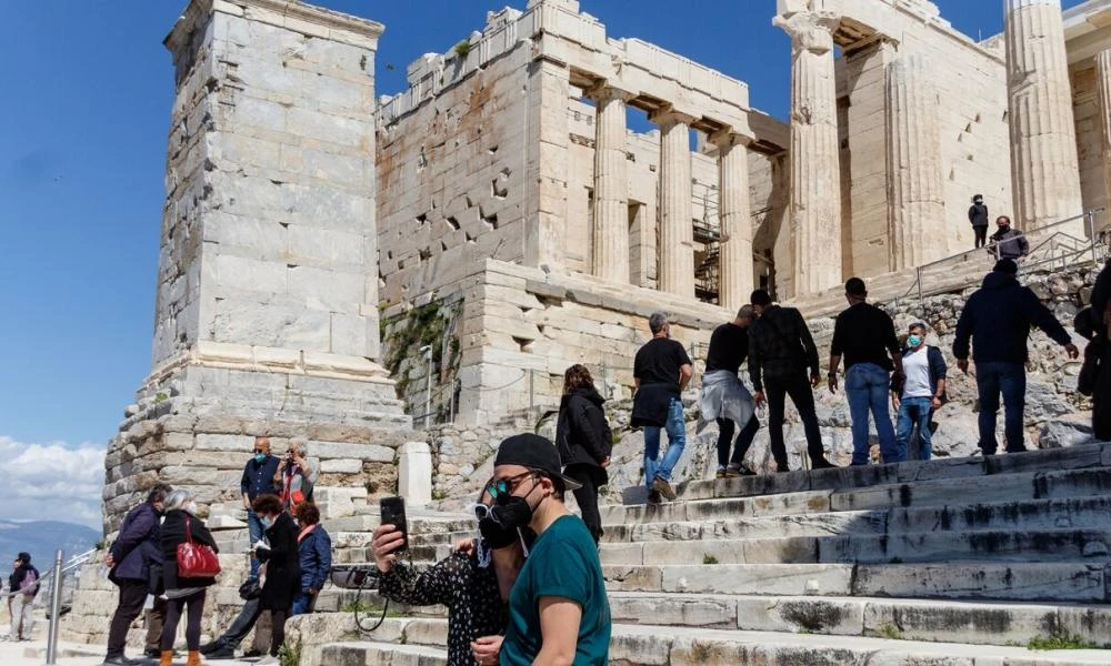 Διακοπές στην Αθήνα: Οι τουρίστες ψηφίζουν Ελλάδα